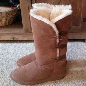 Bearpaw boots